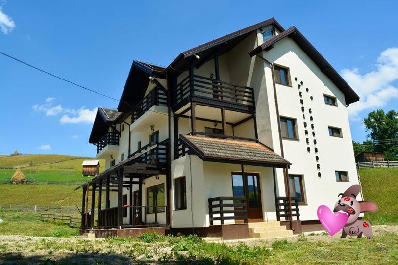 Pensiunea Cassandra Vatra Dornei Exterior foto